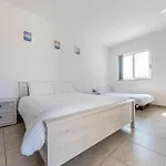 Sea View 2 Bedroom Apartment